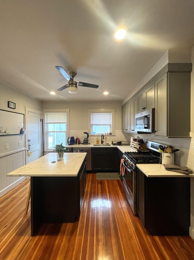 Photo - 16 Halifax St Townhome