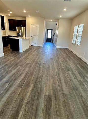 Foto del edificio - 708 Hemingway Ln