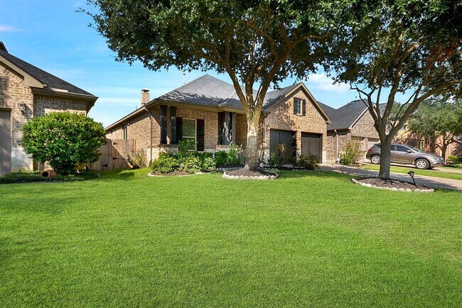 Building Photo - 2718 Misty Laurel Ct