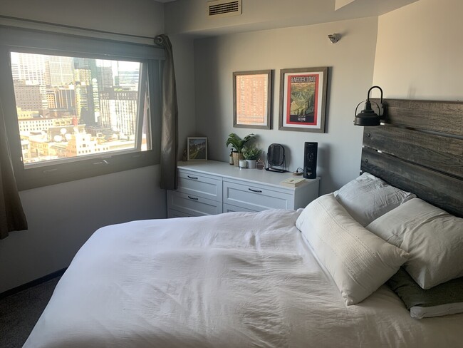 Foto del edificio - 1225 LaSalle Ave #1901SF