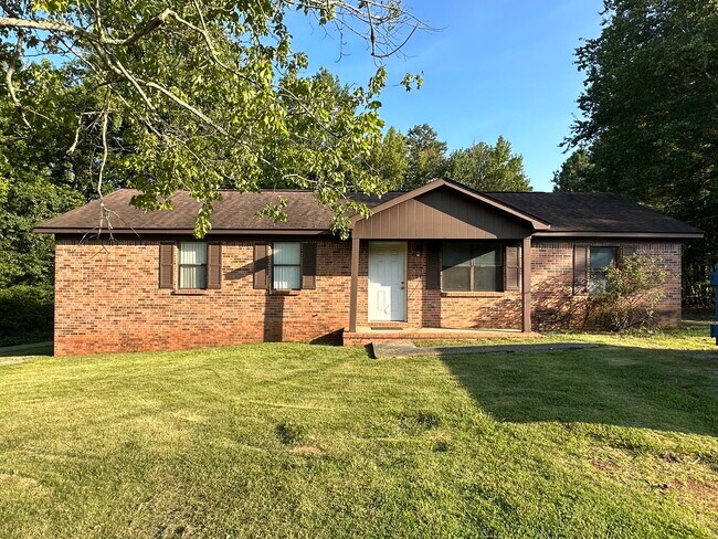 Foto del edificio - 853 Friendship Rd