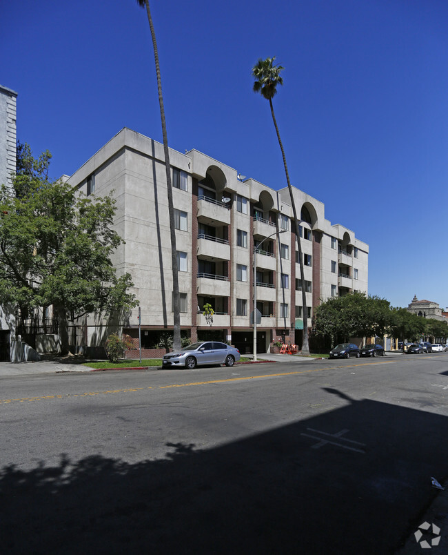 Kenmore Towers Apartments