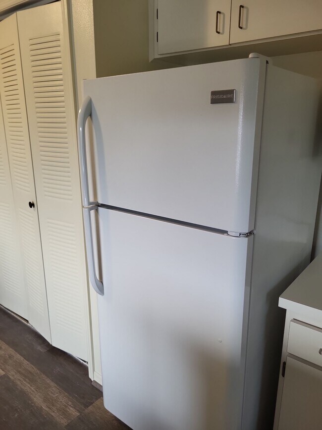 Foto del edificio - 943 SE Mayo Dr