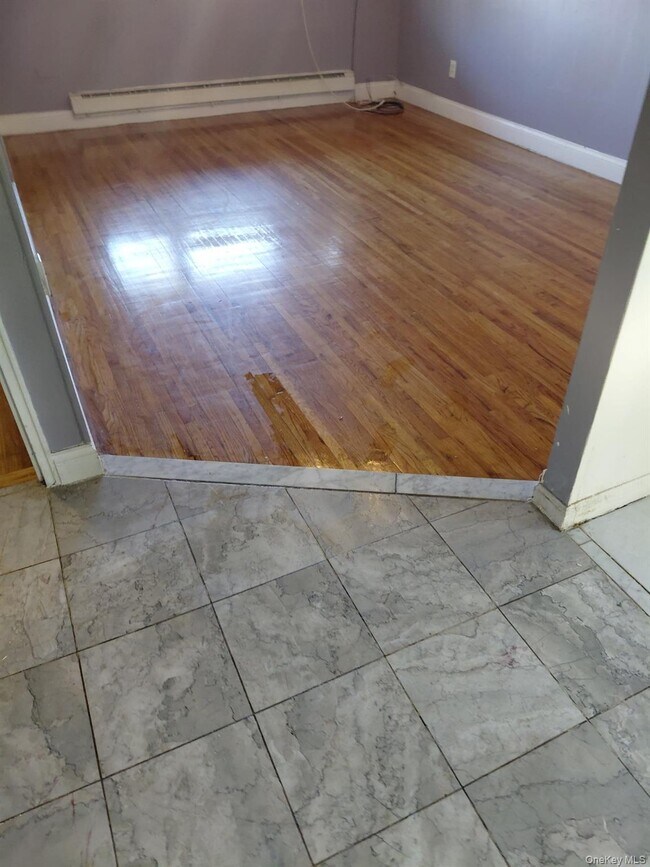 Building Photo - 449 Bolton Ave