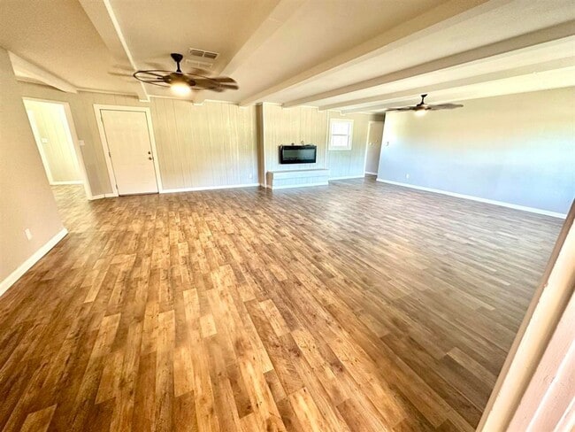 Building Photo - Newly Remodeled 4/2 Home in Atlanta, Texas