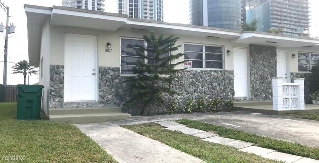 Foto del edificio - 18717 Atlantic Blvd