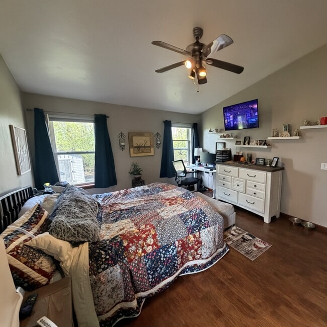 Building Photo - 1303 Trailside Terrace