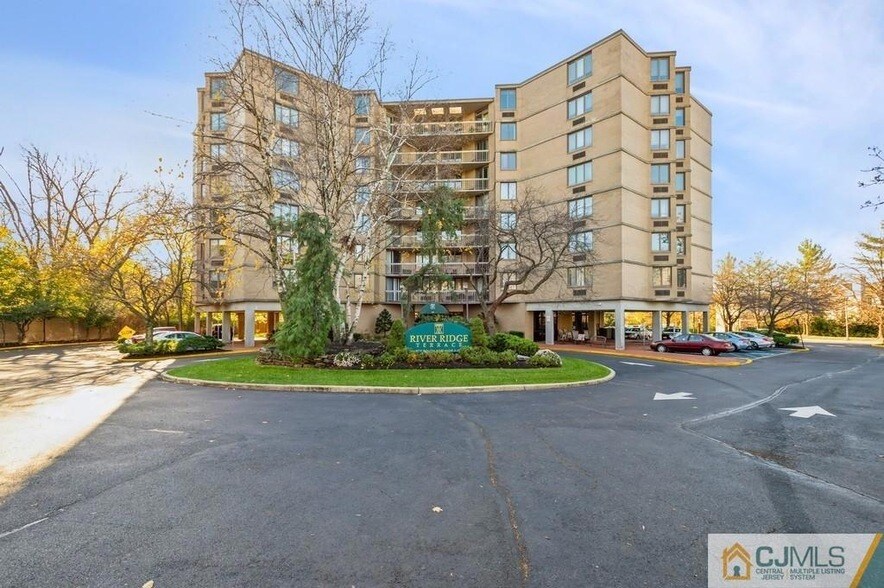 30 S Adelaide Ave Unit 4G, Highland Park, NJ 08904 Condo for Rent in