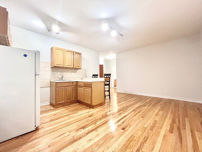 Foto del edificio - 707 W 171st St