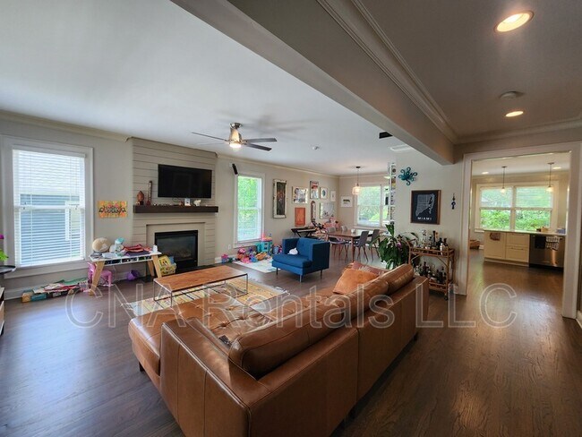 Foto del edificio - 1006 Rice St NW