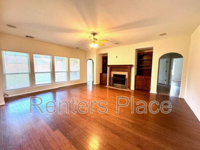 Foto del edificio - 10206 N 142nd E Ave