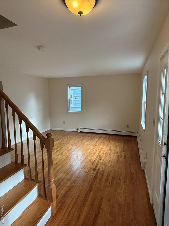 Building Photo - 39 Royce Ave