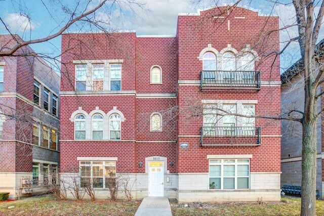 Primary Photo - 3815 S Langley Ave