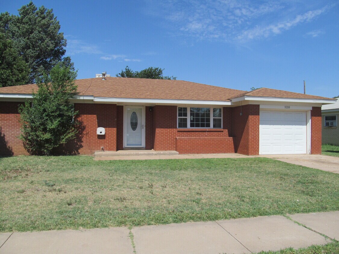 Primary Photo - 120 Sandy Ln