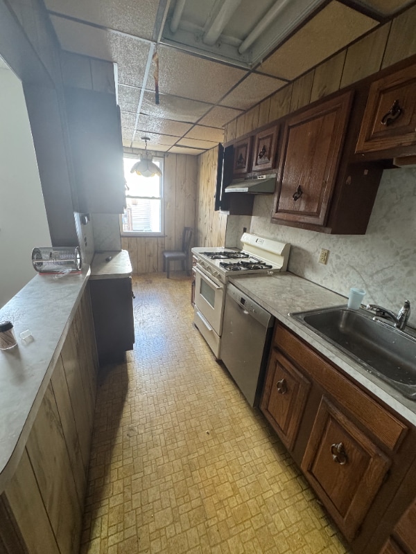 Building Photo - 6521 Dorel St