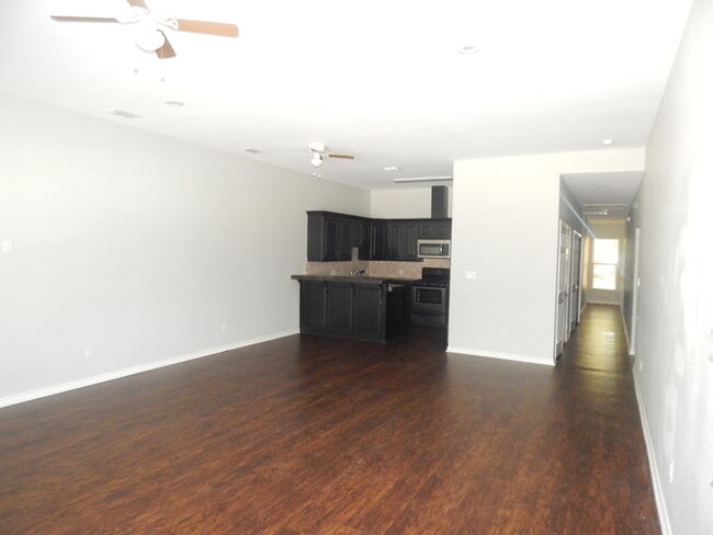 Building Photo - 2438 Haverhill Dr