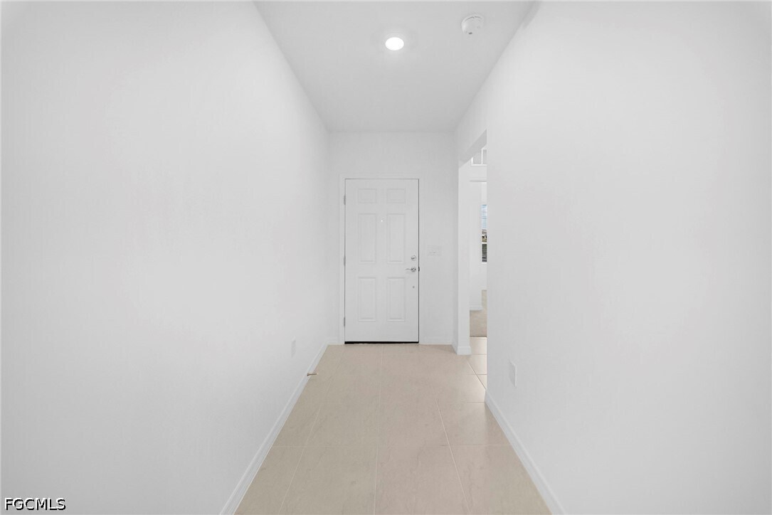 Foto del edificio - 270 Silent Lk Dr