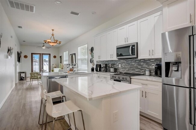 Foto del edificio - 3106 E Frierson Ave
