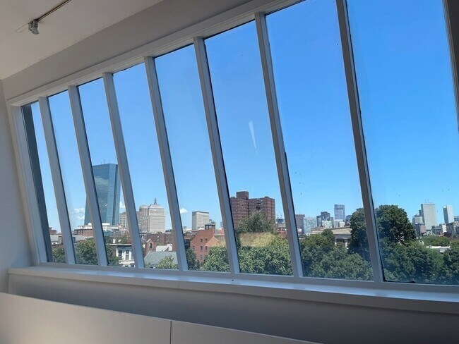 Foto del edificio - 40 W Newton St