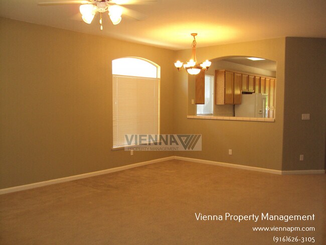 Foto del edificio - 548 Peace Water Ct