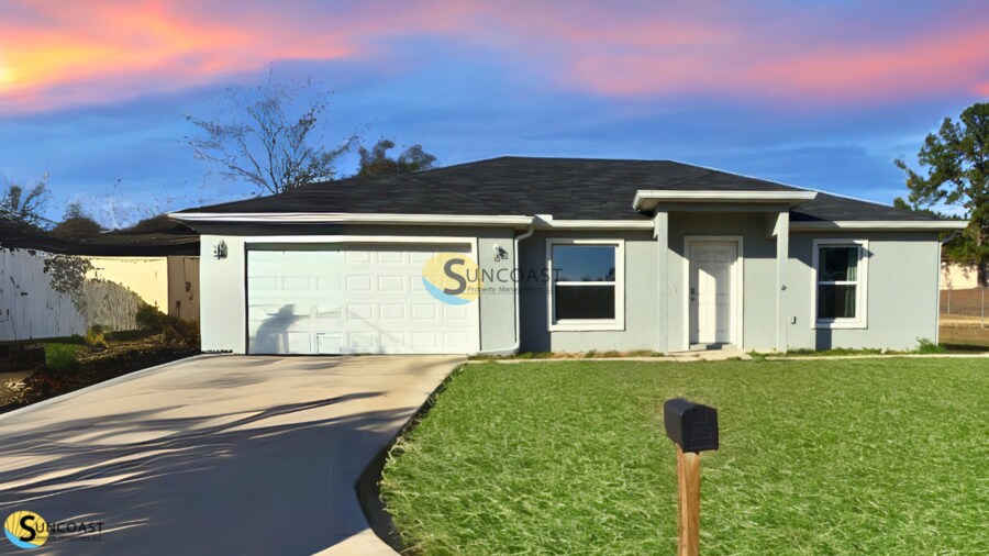 Foto principal - 3BR/2BA home in Silver Springs Shores!