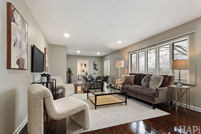 Building Photo - 75 Carthage Ln