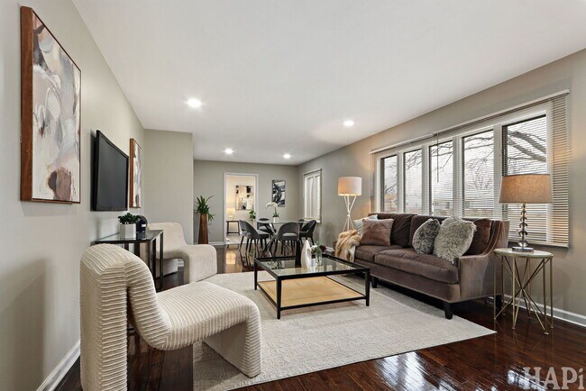 Foto del edificio - 75 Carthage Ln