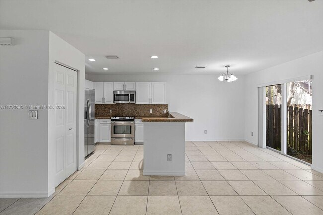 Foto del edificio - 330 SW 2nd Ave