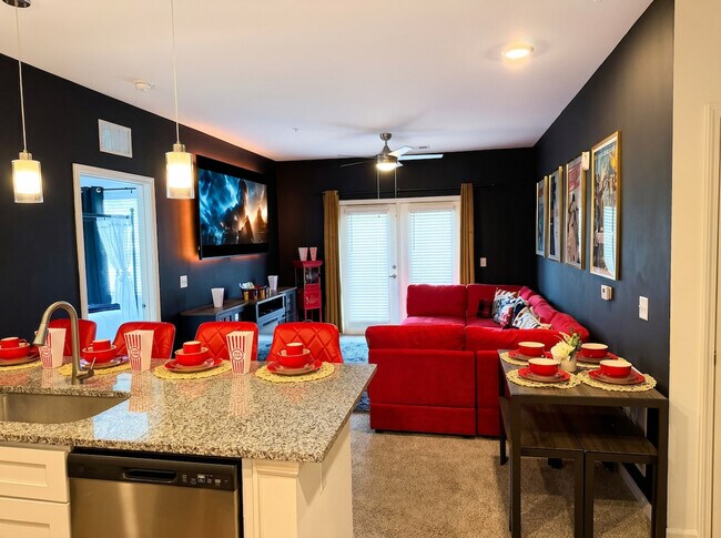 Foto del edificio - 573 Wildlight Ave