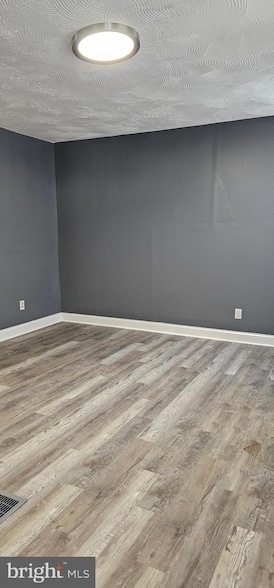 Building Photo - 1221 Poplar Grove St