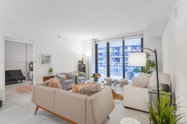 Foto del edificio - 1010 Brickell Ave