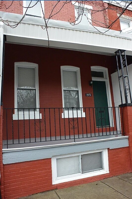 Foto principal - 215 N 59th St