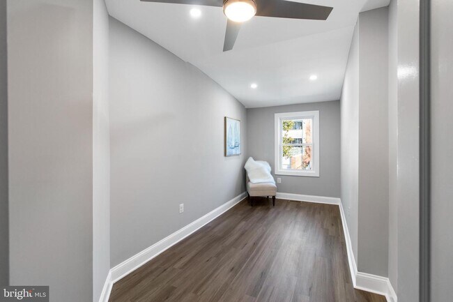 Foto del edificio - 5611 2nd St NW