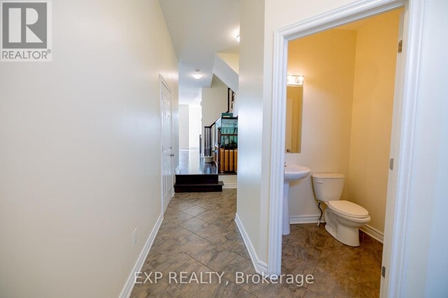 Building Photo - 134 Whispering Winds Way