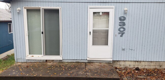Front of Apartment - 9307 NE Holladay St