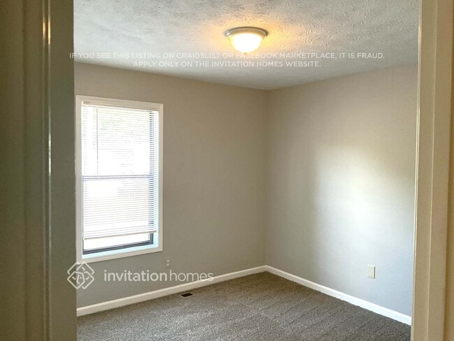 Foto del edificio - 2479 Wood Meadows Dr