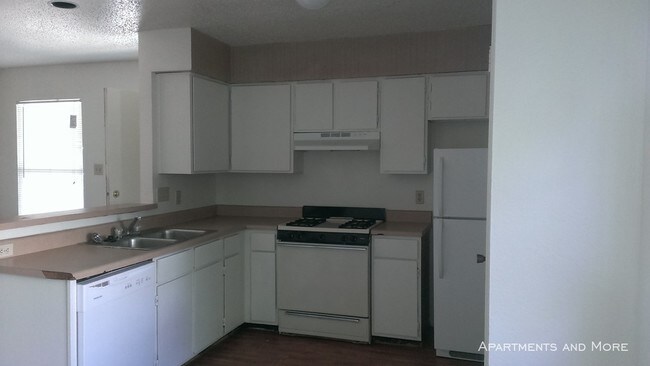 Building Photo - 602 Bracewood Cir