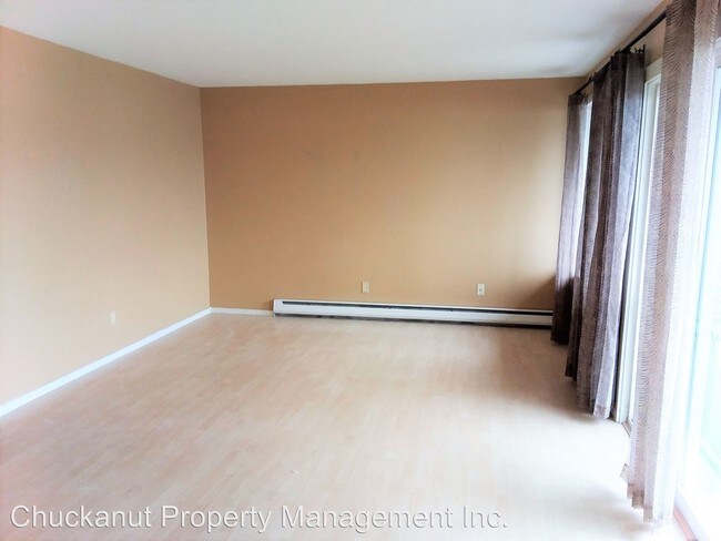 Building Photo - 2 br, 1 bath House - 610 Northshore Dr. #1