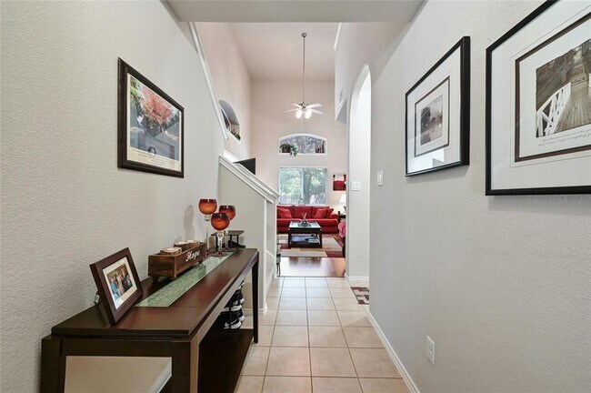 Foto del edificio - 1500 Huckleberry Ln