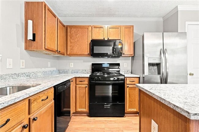Building Photo - 225 Osmanthus Way