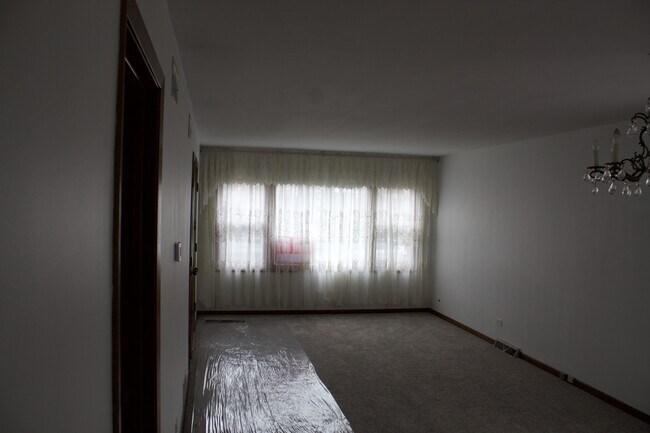 sala de estar - 5127 W Carmen Ave
