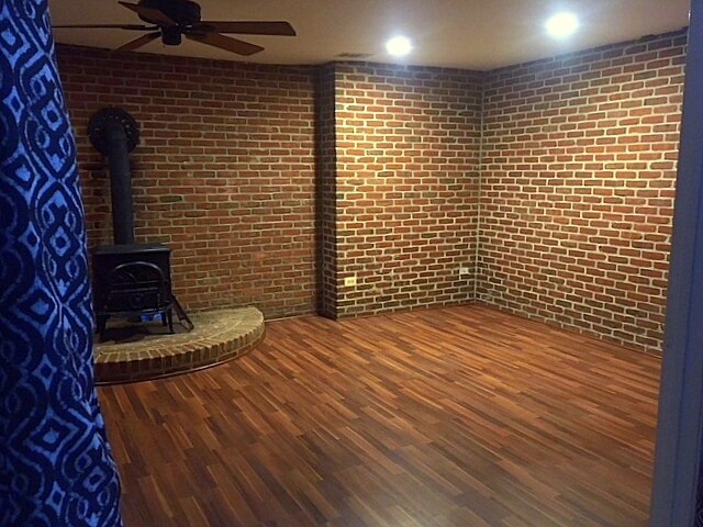 Foto del edificio - 24400 Hipsley Mill Rd