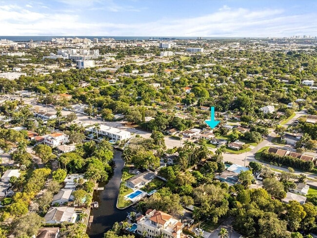 Foto del edificio - 700 SW 12th St