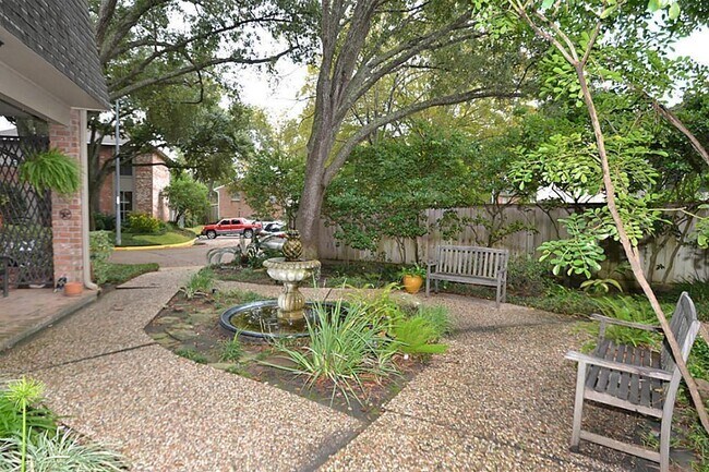 Foto del edificio - 15040 Kimberley Ct
