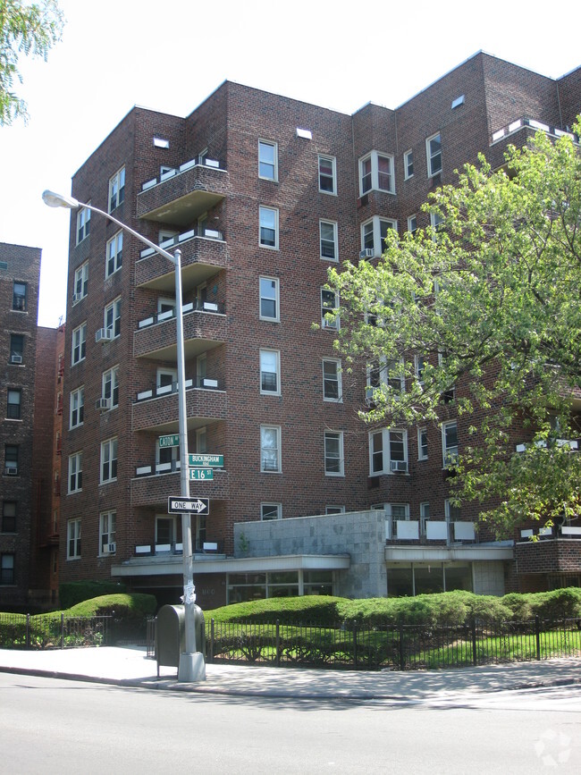 Building Photo - 1600 Caton Ave