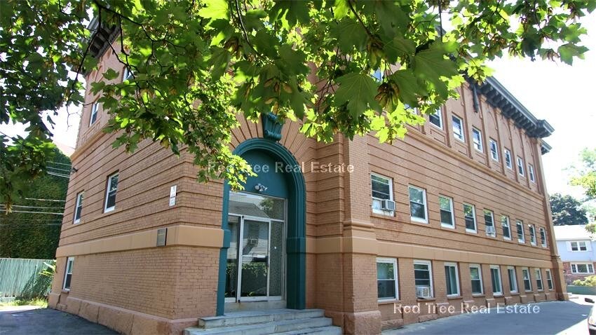 Primary Photo - 10 Armington St