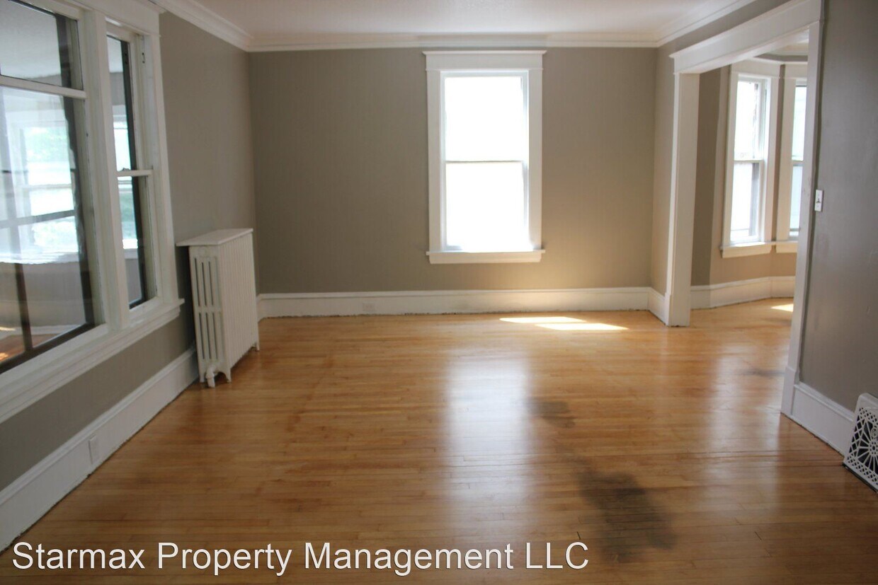 Foto del edificio - 5 br, 2 bath House - 1107 13th Ave Se