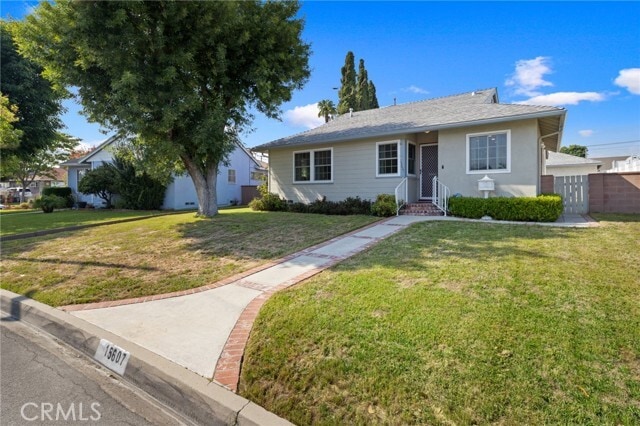 Building Photo - 15607 Fernview St