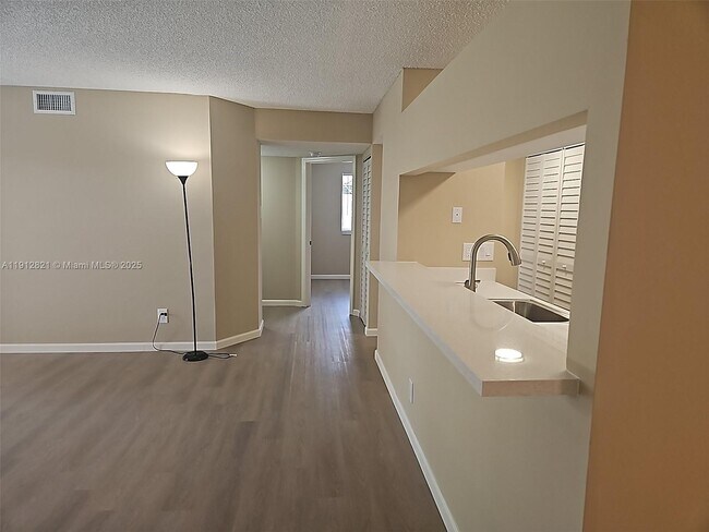 Foto del edificio - 10630 SW 158th Ct