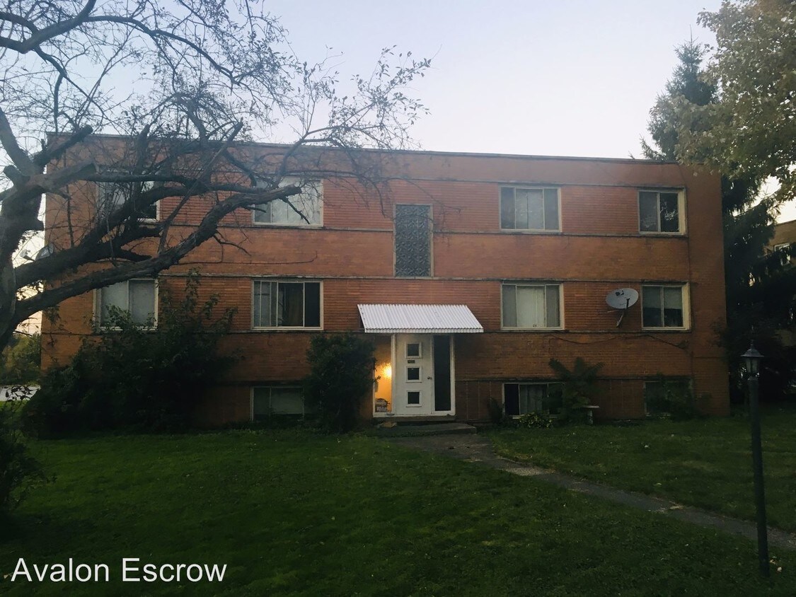 Primary Photo - 21044 Southbend Cir
